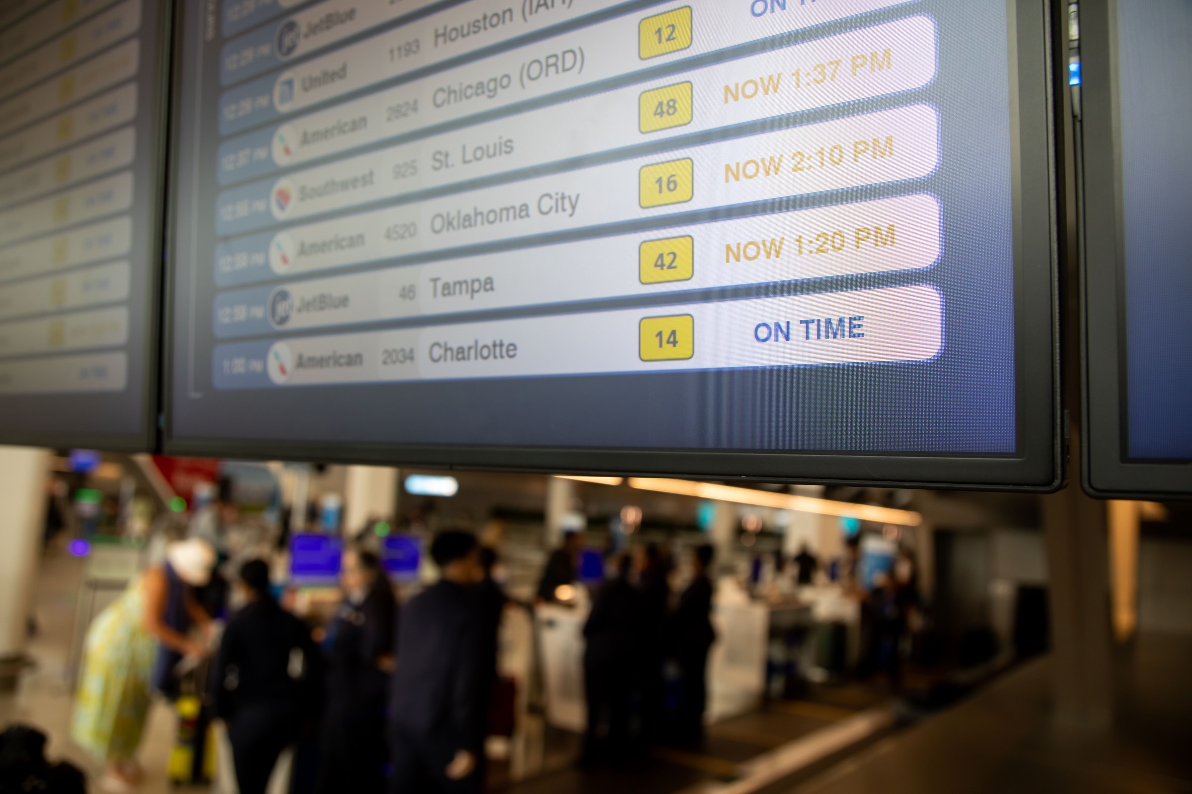 You could soon get cash for a delayed flight