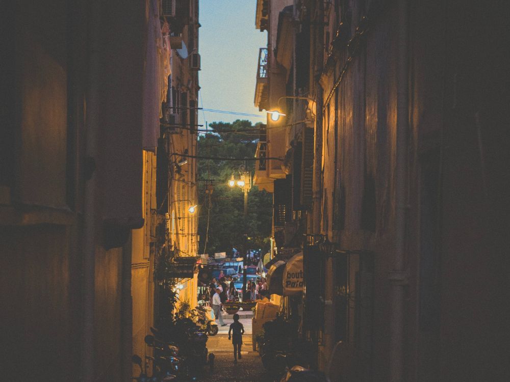 SMALL GROUP TOUR: CORFU BY NIGHT EVENING WALKING TOUR WITH WINE SMALL GROUP TOUR: CORFU BY NIGHT EVENING WALKING TOUR WITH WINE